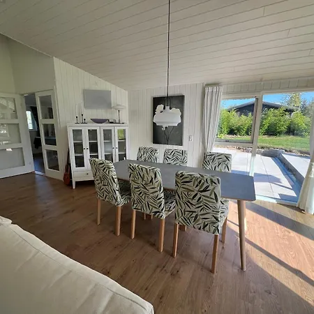 Explore Bay And Nature In Pretty Kostraede Banker Holiday home *