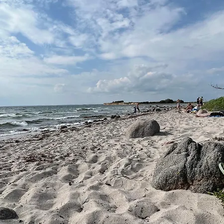 Explore Bay And Nature In Pretty Kostraede Banker Holiday home Lundby Stationsby